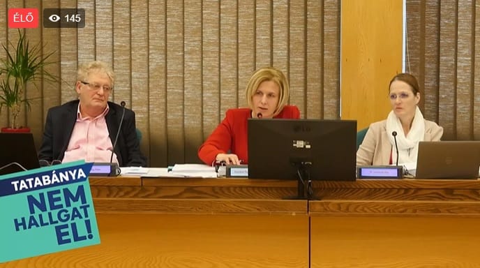 Tatabánya polgármestere maga közvetíti a közgyűlést, miután a Fidesz úgy döntött, a lakosságot nem kell tájékoztatni