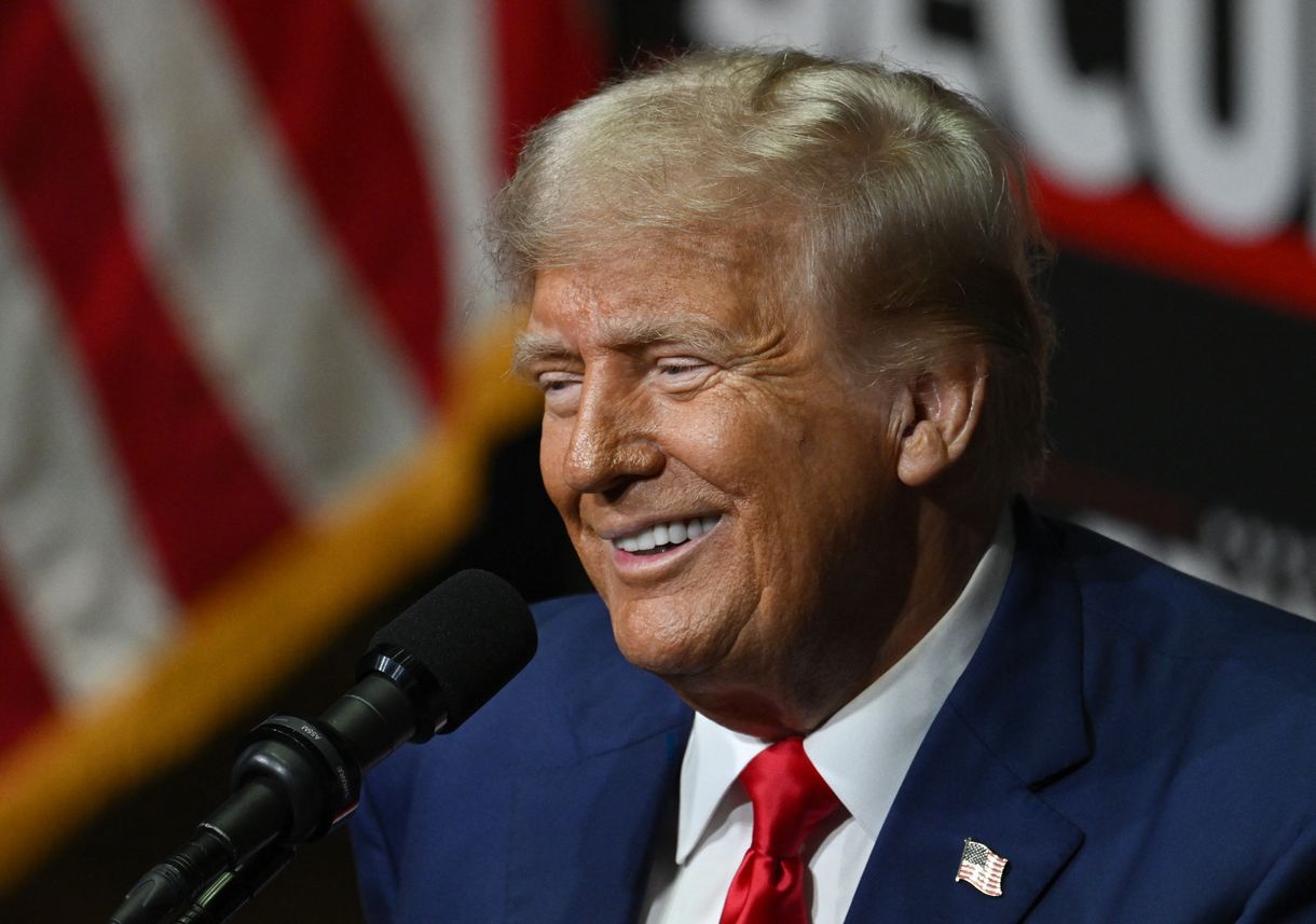 Budapesten tart konferenciát Trump stratégiagyára