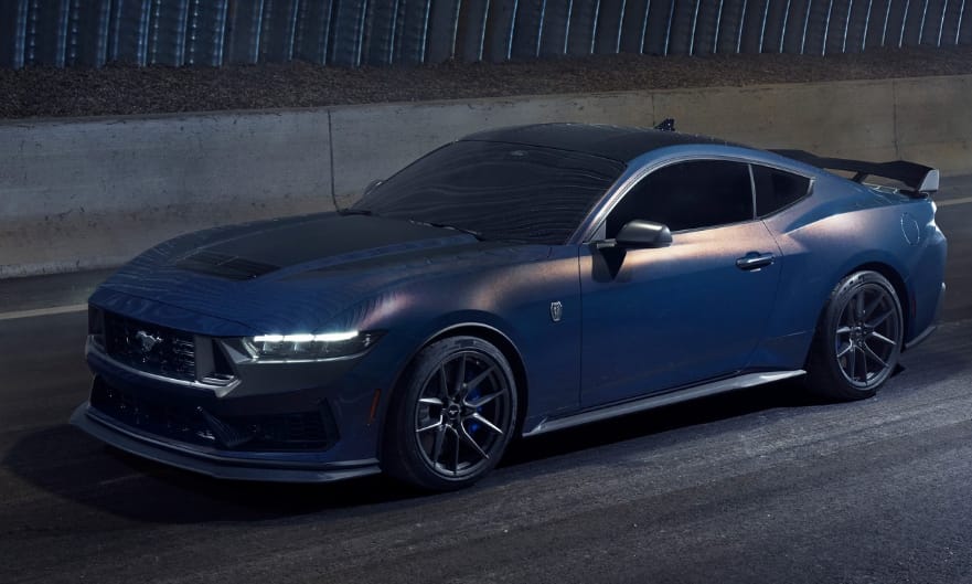 Sötét ló: máris itt a vadonatúj Ford Mustang legütősebb sportverziója