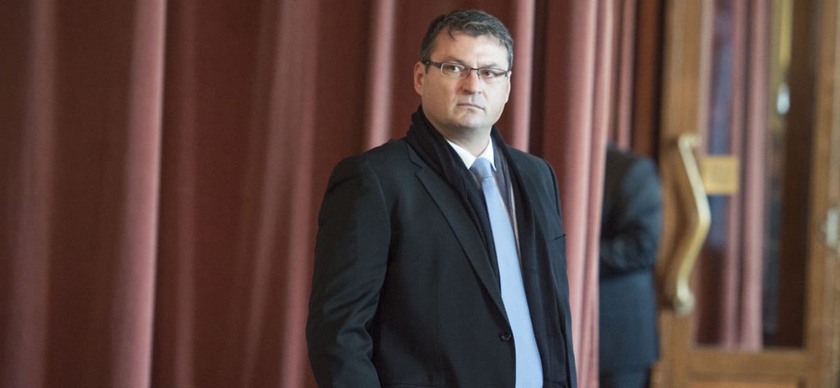 Azután vezetnék be a nyelvtanulási diákhitelt, hogy egy Mészáros Lőrinchez közeli vállalkozó nyelviskolát vett