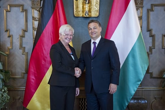 Orbán: Közép-Európa összenőtt a német gazdasággal