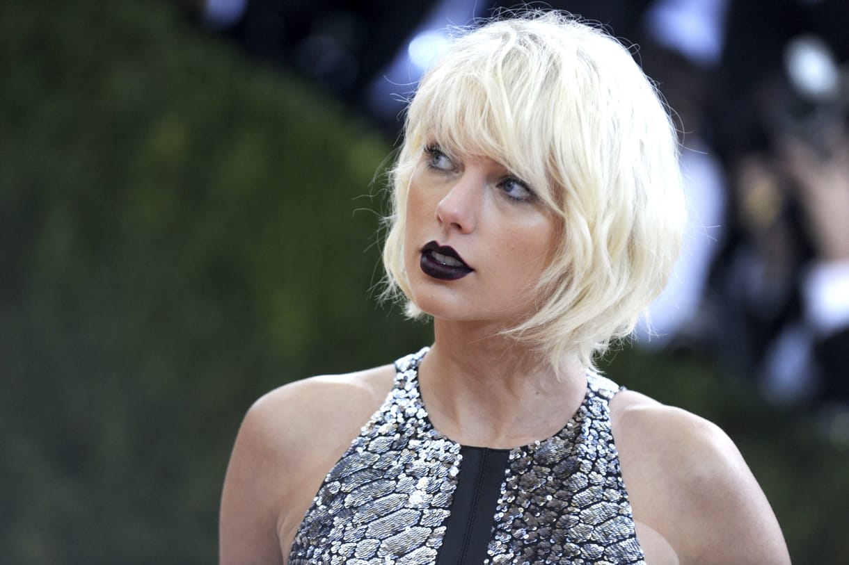 Betört Taylor Swift otthonába, de legalább levette bent a cipőjét