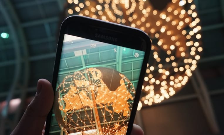Izgalmas Samsung-szabadalmak: jön a 3 képernyős telefon?