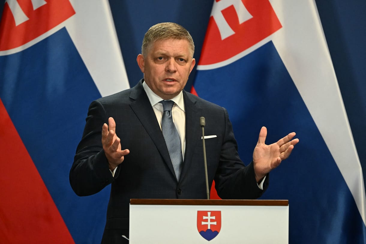 Orbánt dicsérte merénylete utáni első nyilvános beszédében Robert Fico