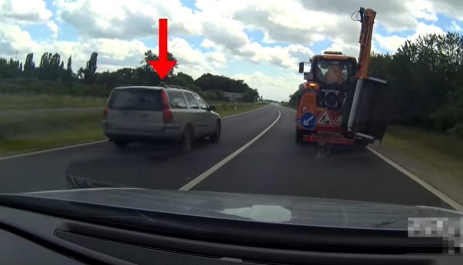 Tankönyvi szabálytalanságok vannak a rendőrség legújabb videójában is