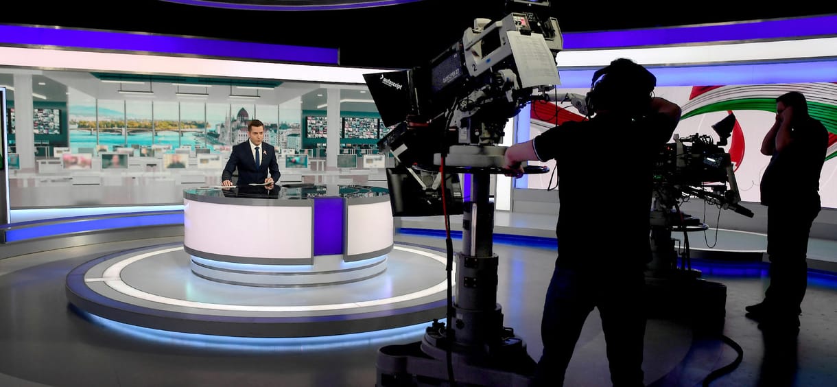 Megmérték, hogy részrehajló-e az M1 esti híradója