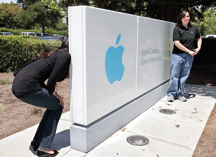 Biztonsági rés a MacBook akkumulátorokon