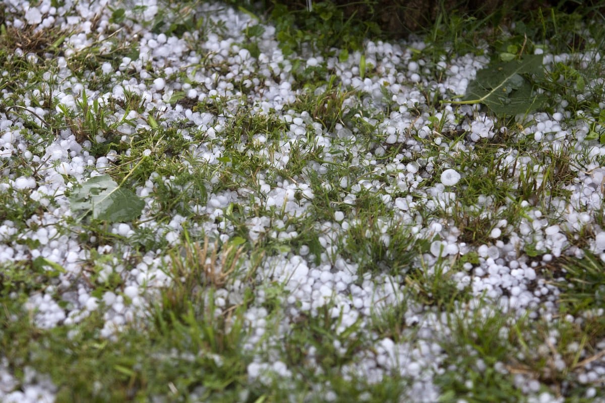 Jégeső, viharos szél – ma sem csitul az időjárás