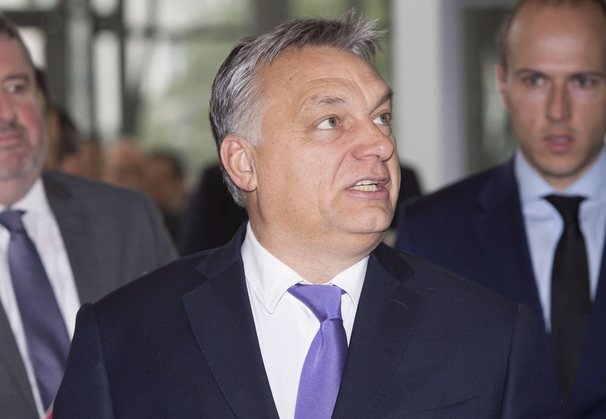 „Ez feljelentés, csessze meg” – az MSZP-s Korózs Lajos feljelentette Orbánt és Matolcsyt