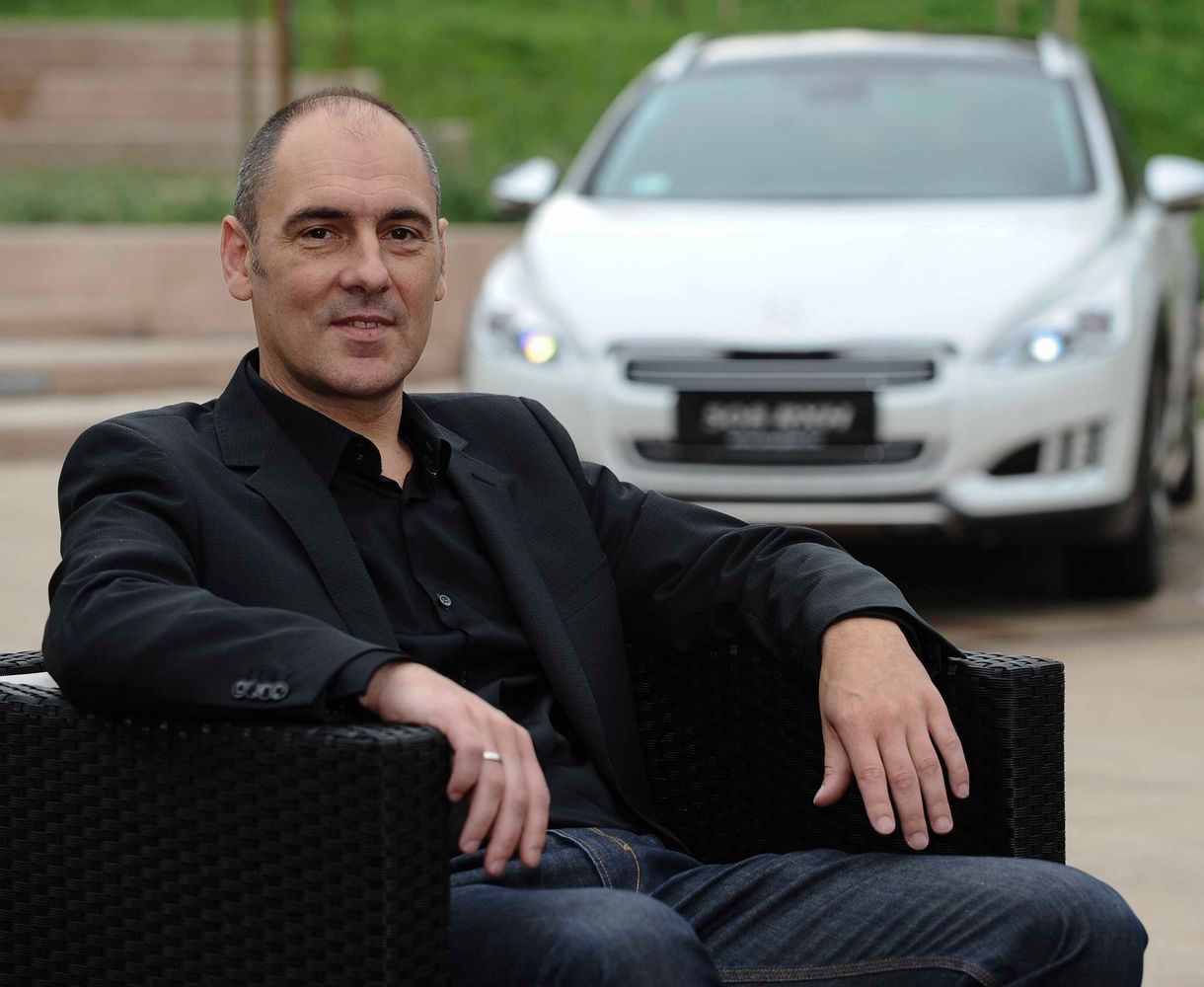 Miskolcról indult a Peugeot szuperautó tervezője
