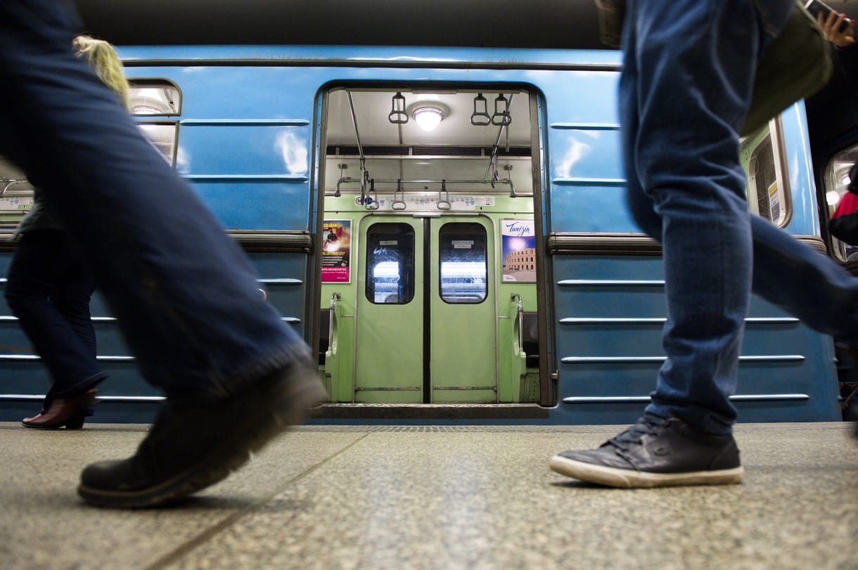 Itt egy újabb ötlet, a nonstop szilveszteri metró