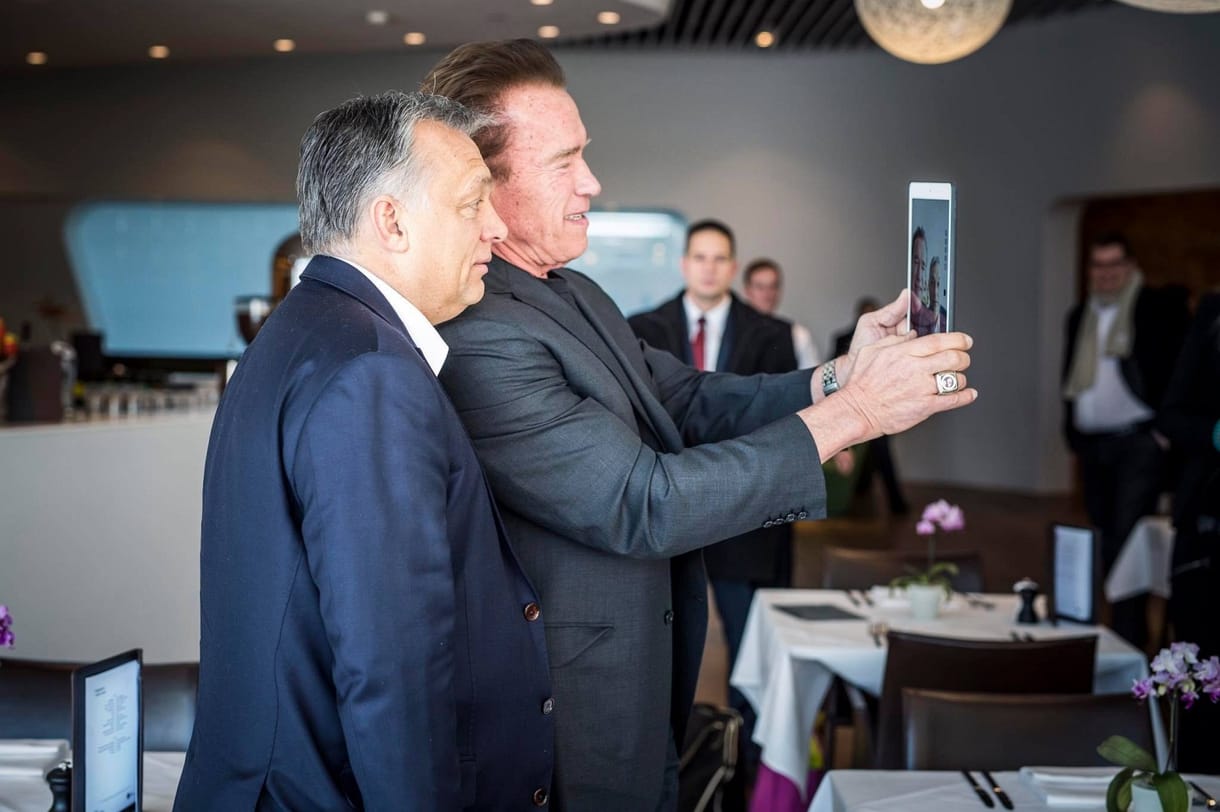 Spiegel: Orbán hőzöng, de az uniós pénzt felveszi
