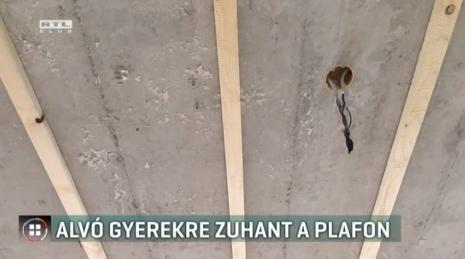 Eltalált egy háromévest a bölcsiben leszakadó plafon