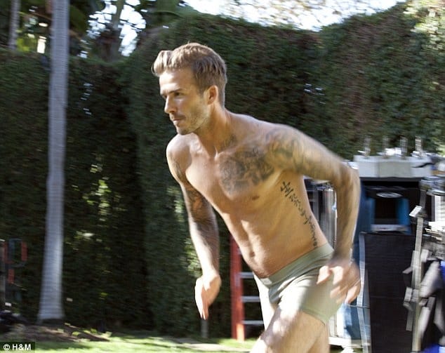 Zöld boxerben rohangált Beckham az utcán, mert elhagyta a ruháit - fotók