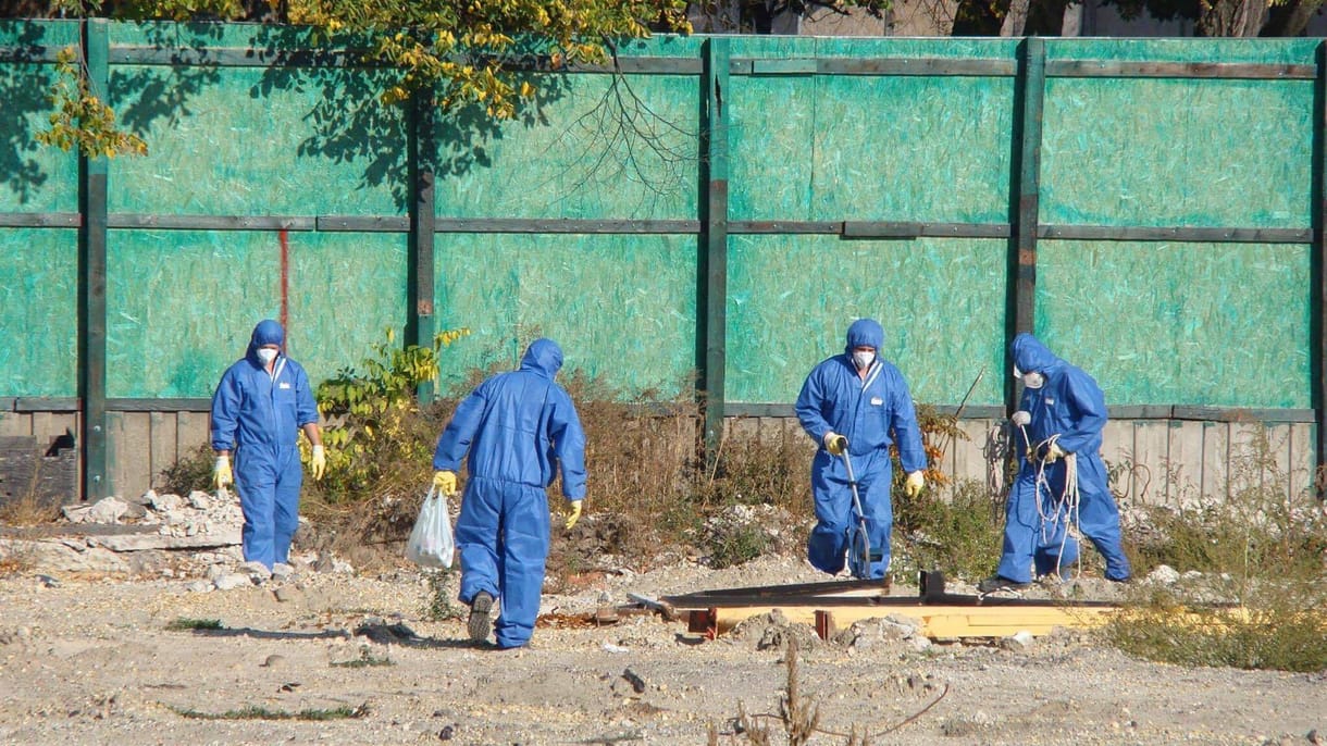 Mellbevágó képek a városligeti azbesztmentesítésről