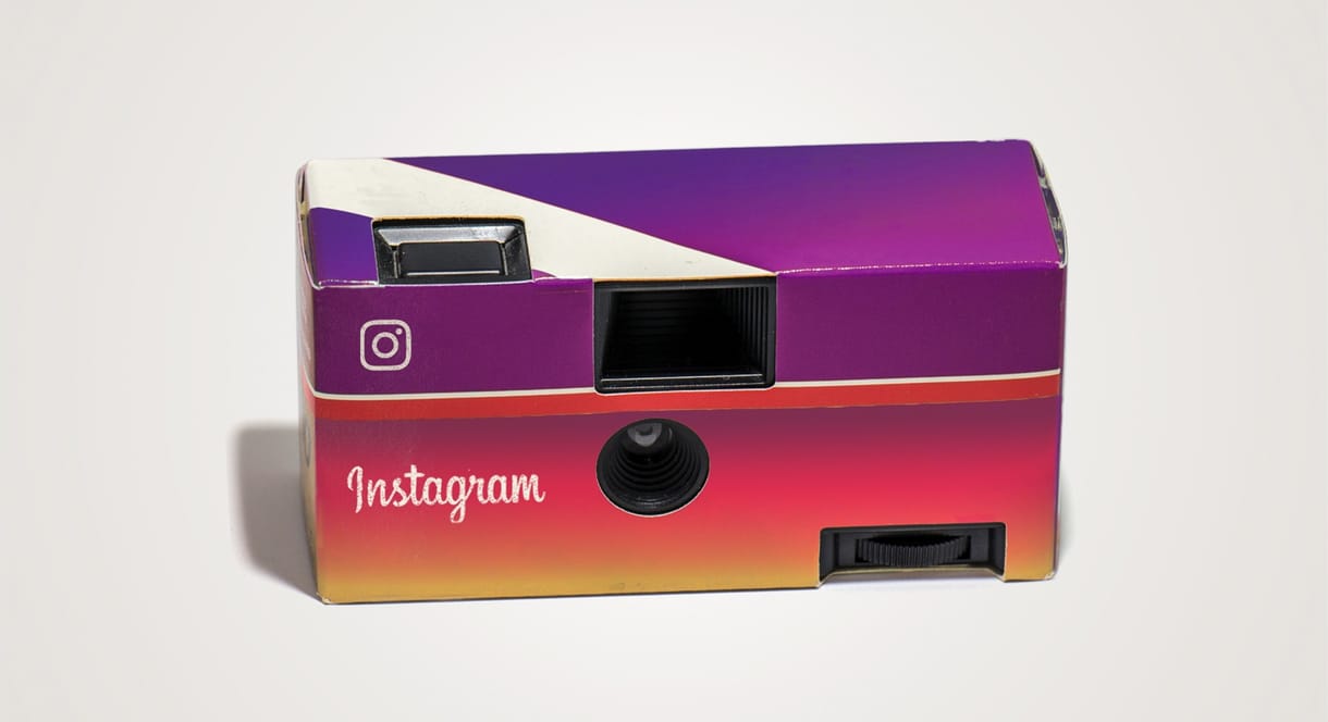 Ilyen lenne a Facebook, az Instagram és a többi, ha a 90-es években lettek volna kütyük