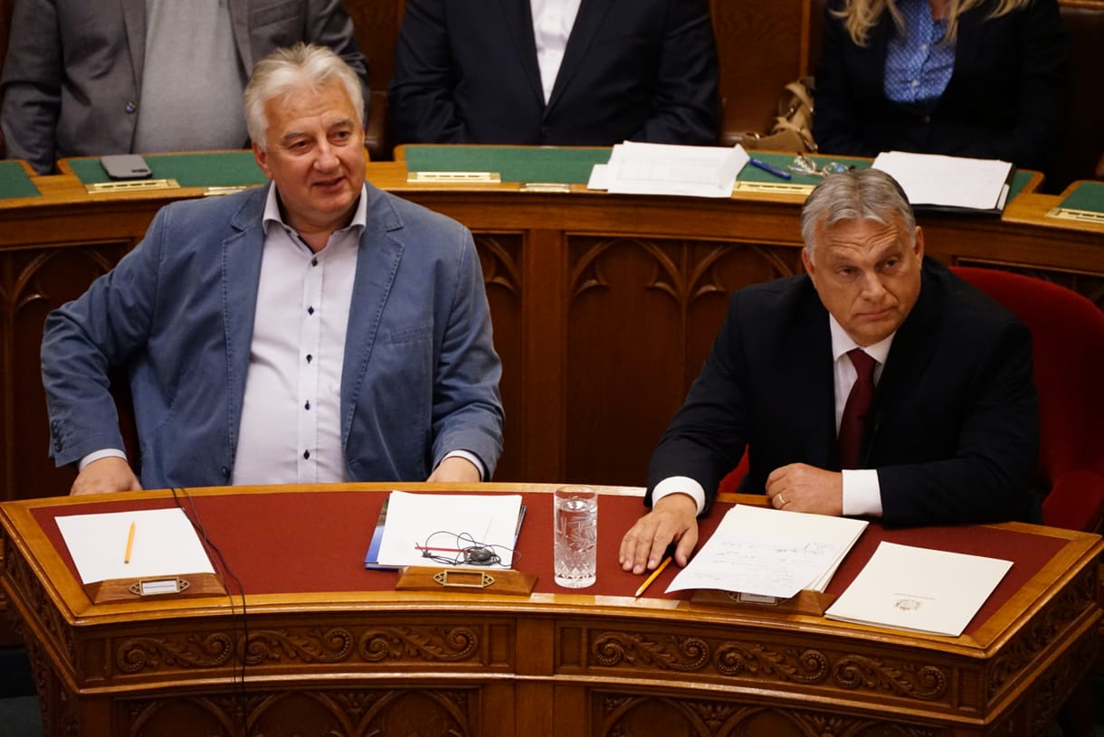 Orbán Viktor tagadja, hogy kínai vegyianyag-elosztó épülne Magyarországon