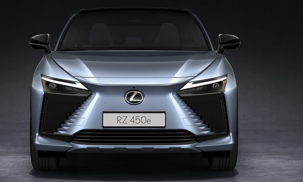 Hibrid luxuslimuzin és villany SUV – Magyarországon az új Lexusok