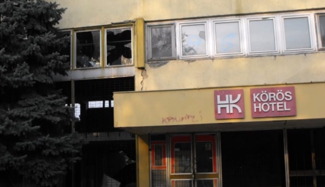 Közel 200 millió forintot ad az állam egy évtizedek óta üresen álló hotel lebontására