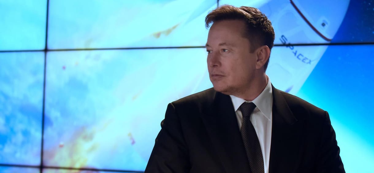 A végtelenbe és tovább – Elon Musk életútja, 13. rész
