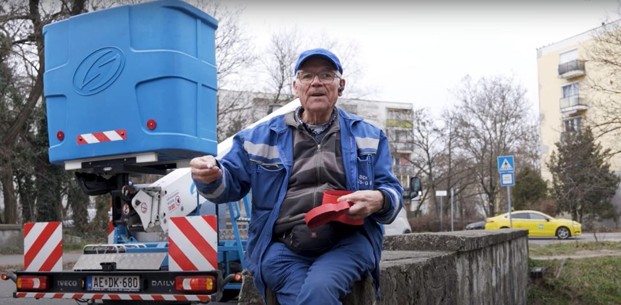 „Ha elfogyott a tinta a patronban, akkor el kell engedni” – Karácsony Gergely Valentin-napi videójában budapestiek adnak szerelmi jótanácsokat
