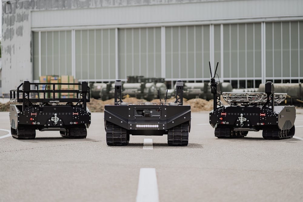 Harctéri robotokat tesztelt a magyar hadsereg, mesterséges intelligencia irányítja őket