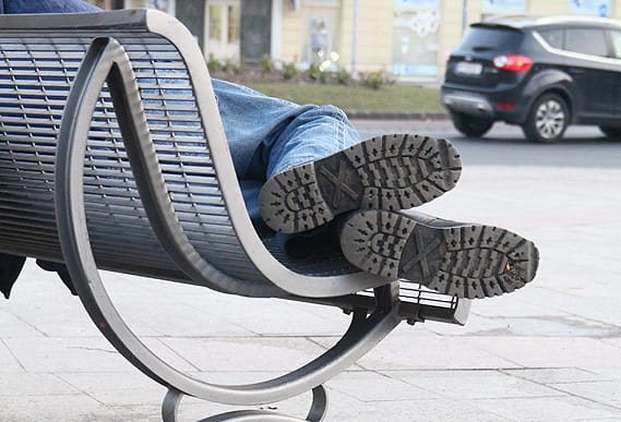 Amnéziás lett a hajléktalanszállóról előkerült férfi a Balatonnál