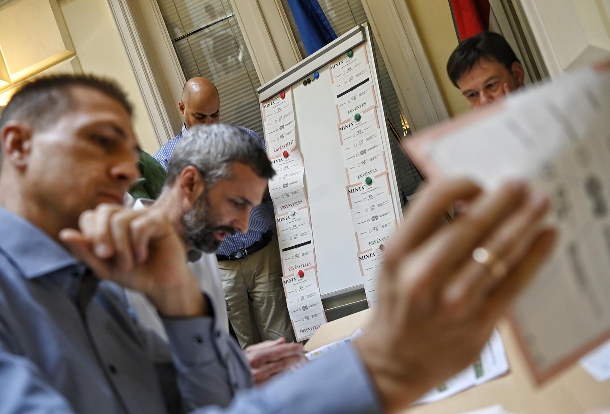 Pénteken dől el, ki lesz a főpolgármester – döntött az újraszámolás menetrendjéről az NVB