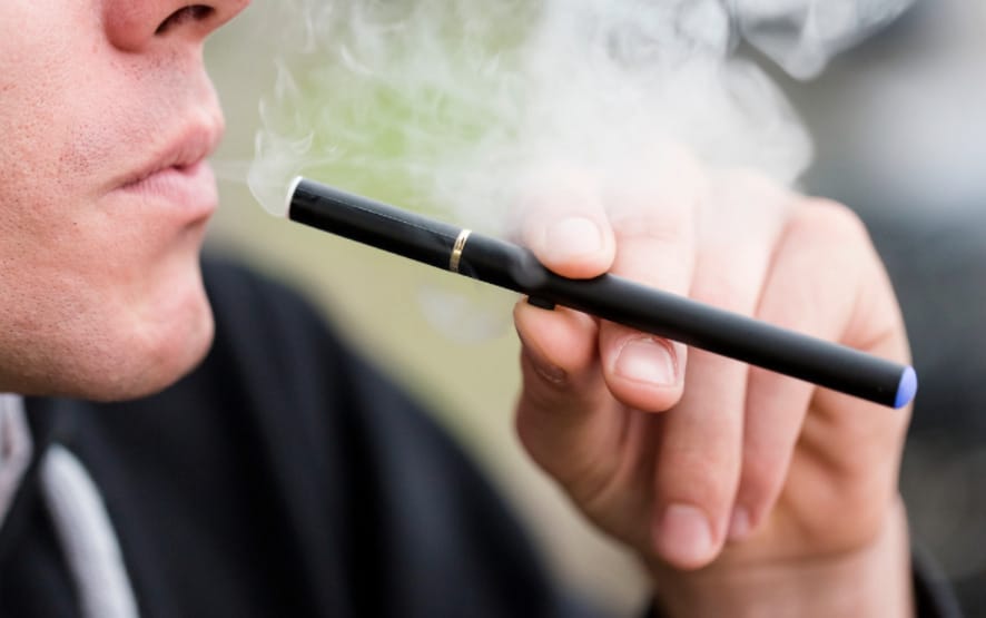 E-cigit szív? Megdőlni látszik egy mítosz, rossz hírek érkeztek
