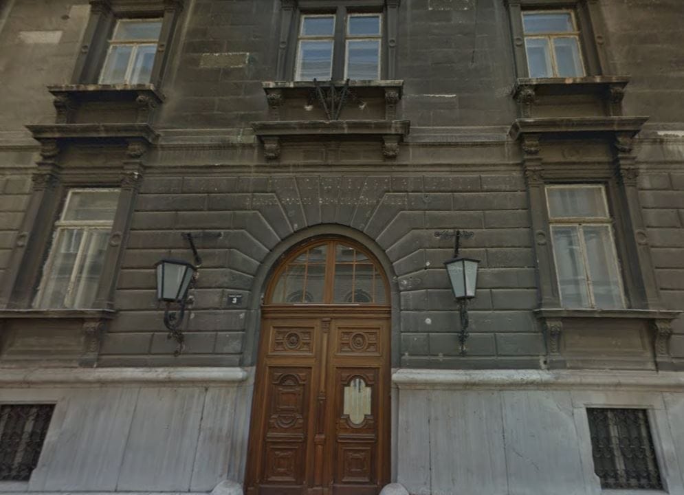 Évek óta üresen áll az offshore-közelbe került palota, most szálloda épülhet benne 