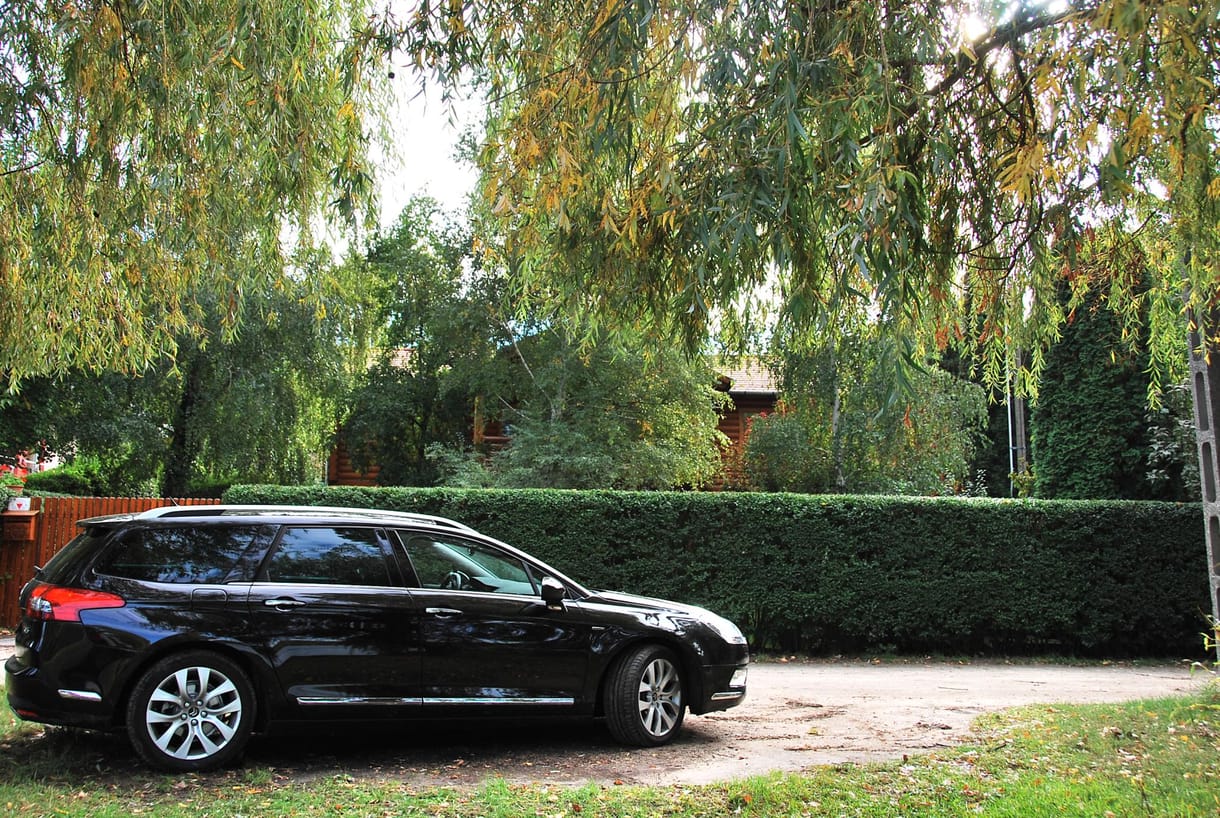 Citroën C5 2.2 Tourer-teszt: a sármos német az francia