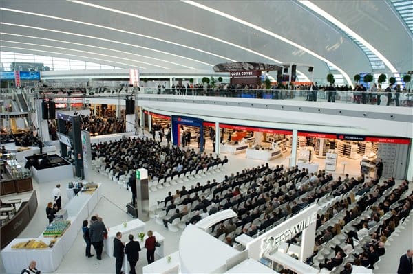 Új repülőtér nyílt Budapesten