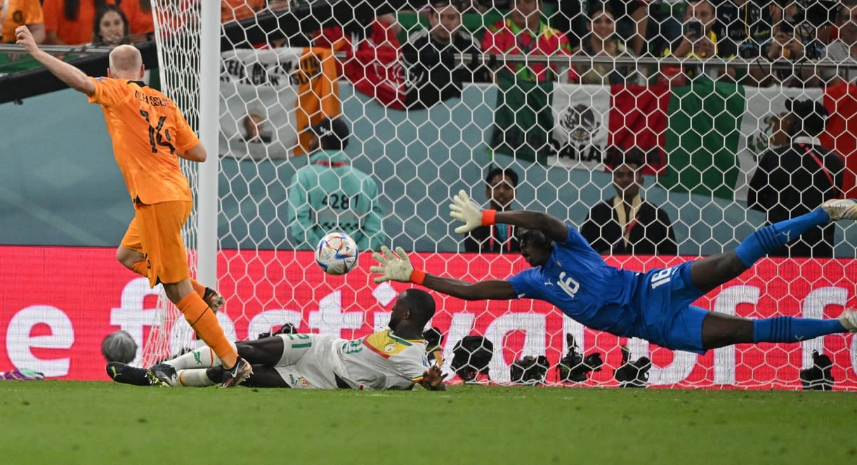 Győzött a papírforma, Hollandia legyőzte Szenegált