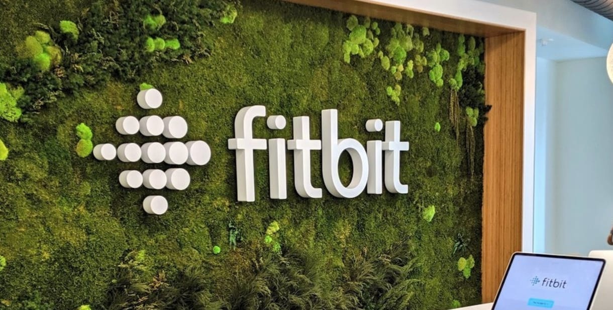 Ütött az óra: Magyarországon is végleg megszűnik minden Fitbit okosóra forgalmazása
