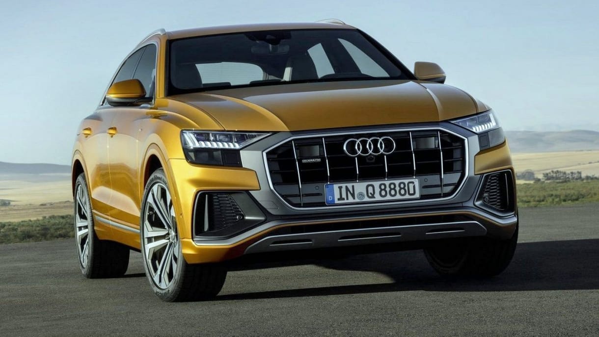 Feszített tempó: kémvideón a sportosra hangolt Audi SQ8