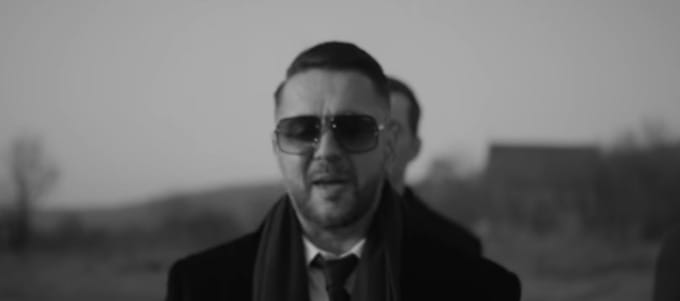 „Nem vagyok fáradt, ne temess!” – komor klippel jelentkeztek Majkáék
