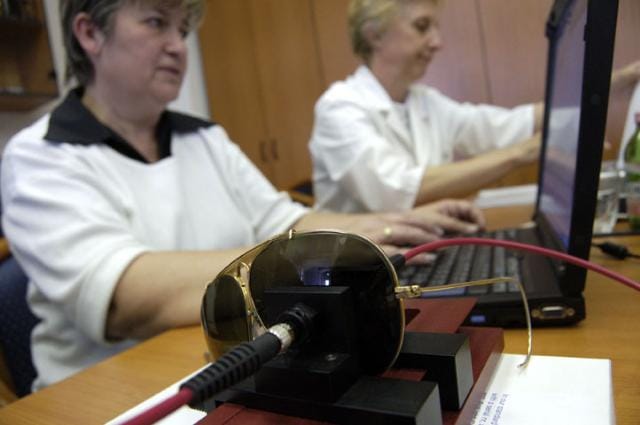 Szigorít a fogyasztóvédelem: a raktártól a gyártóig mindenhol ellenőrizhet