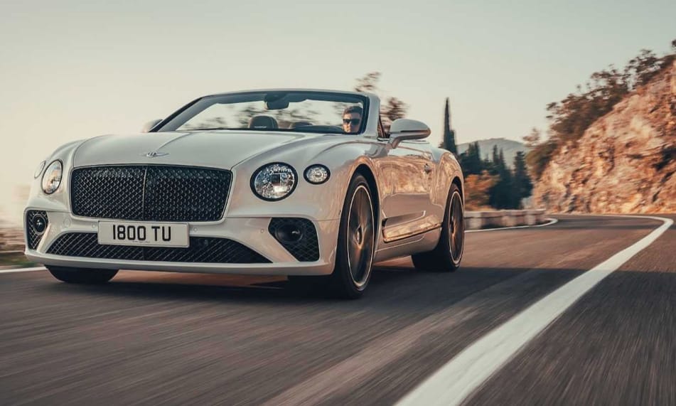 635 lóerővel érkezett meg a nyitható tetejű Bentley Continental GT