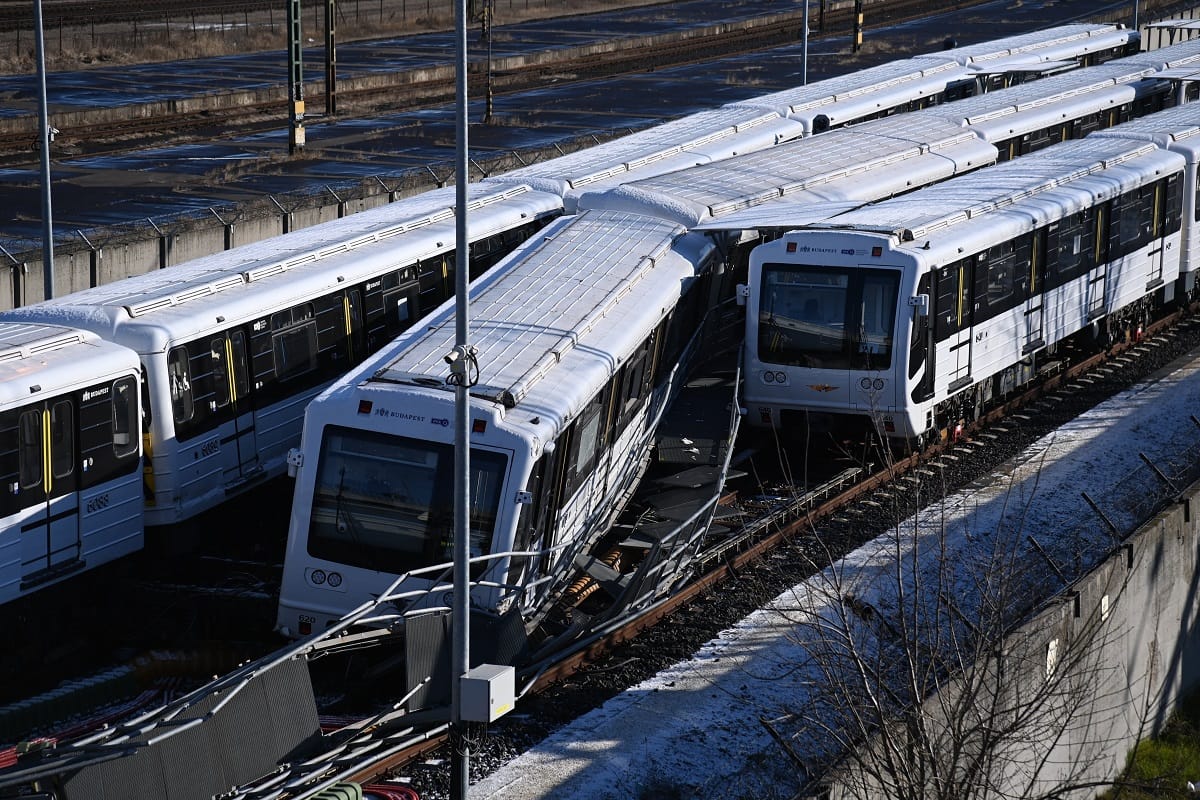 Képeken a kőbánya-kispesti metróütközés