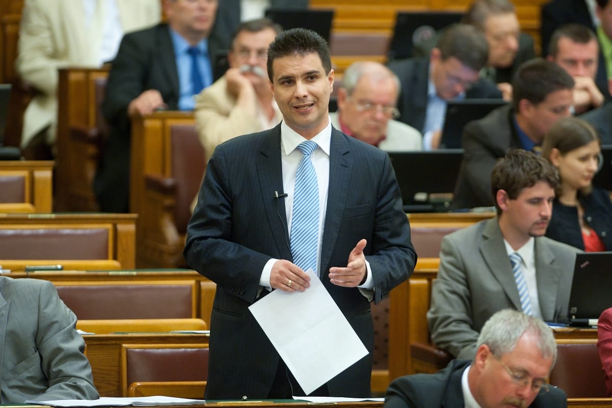 Költségvetés 2012: Mesterházyék tippeket adnak Orbánéknak