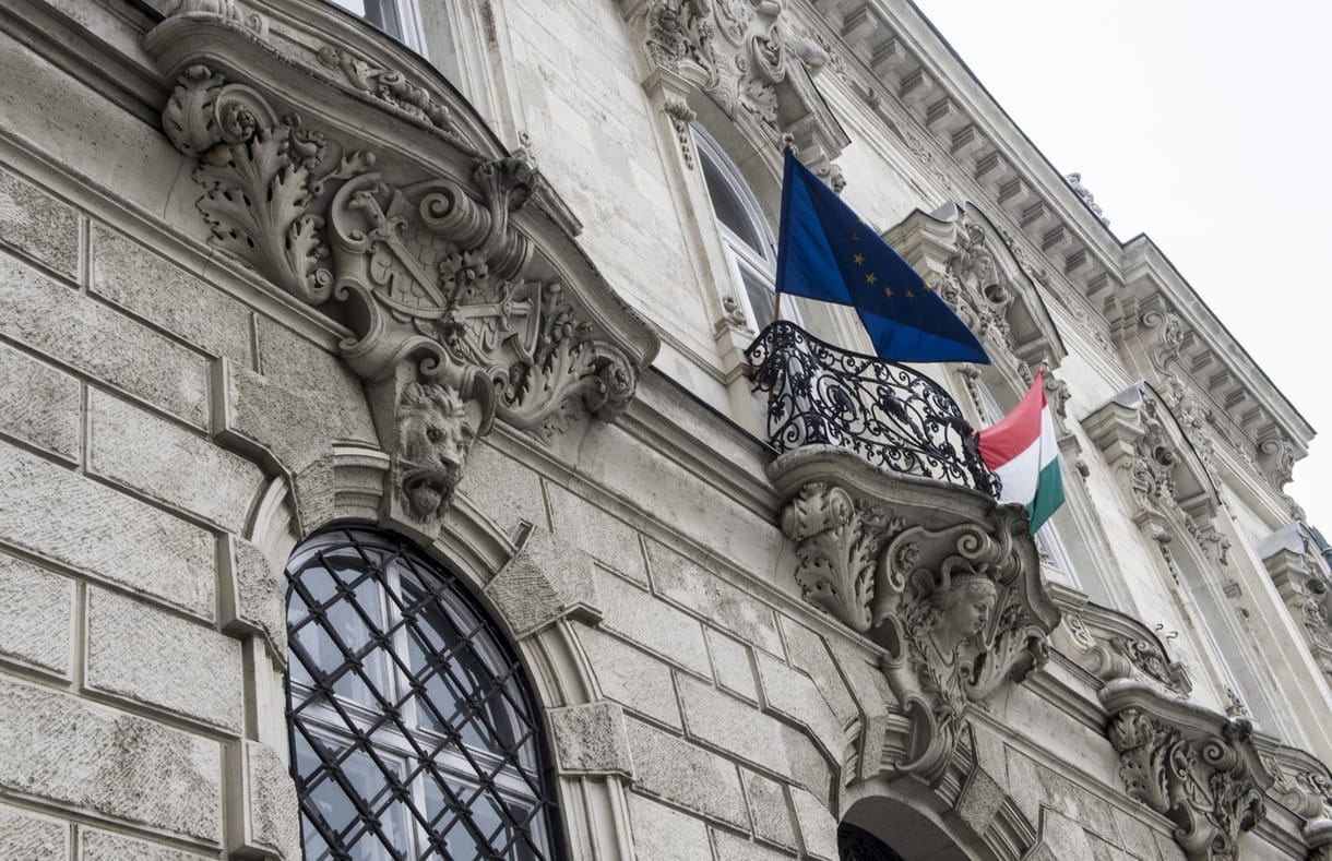 Azonnali home office-t kérnek Orbántól a kormánytisztviselők