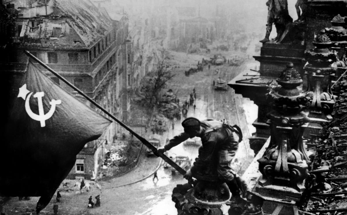 Aktuális üzenetet hordoz az USA és a közép-európai országok győzelem napi közleménye