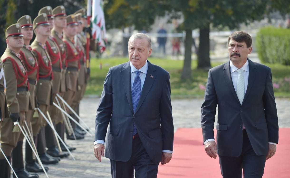 Az MTA szellemét védve, keményen nekiment az Erdogan-látogatásnak egy filozófus