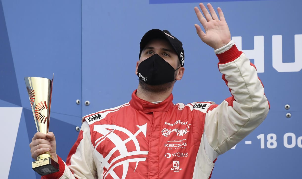 Magyar siker: Kiss Norbert nyerte a kamionosok harmadik futamát a Hungaroringen
