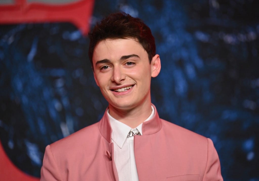 Coming outolt Noah Schnapp, a Stranger Things Will Byerse