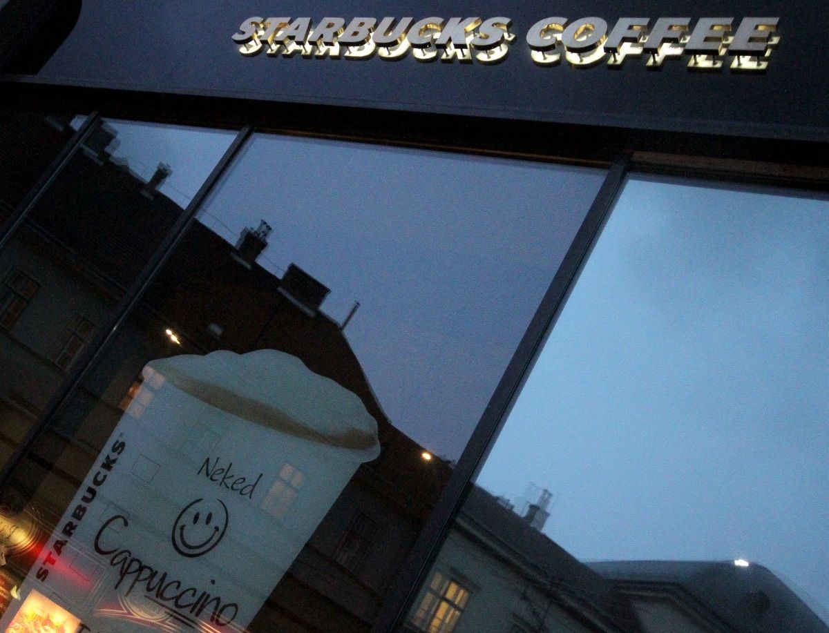 A Starbucks megúszta a több tízmillió eurós adóbírságot, a Fiat nem