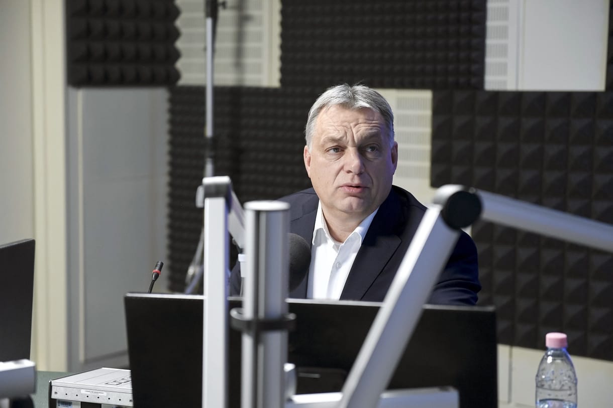 Kovács Zoltán nem bírta ki: megint megvédte Orbánt a Financial Timestól