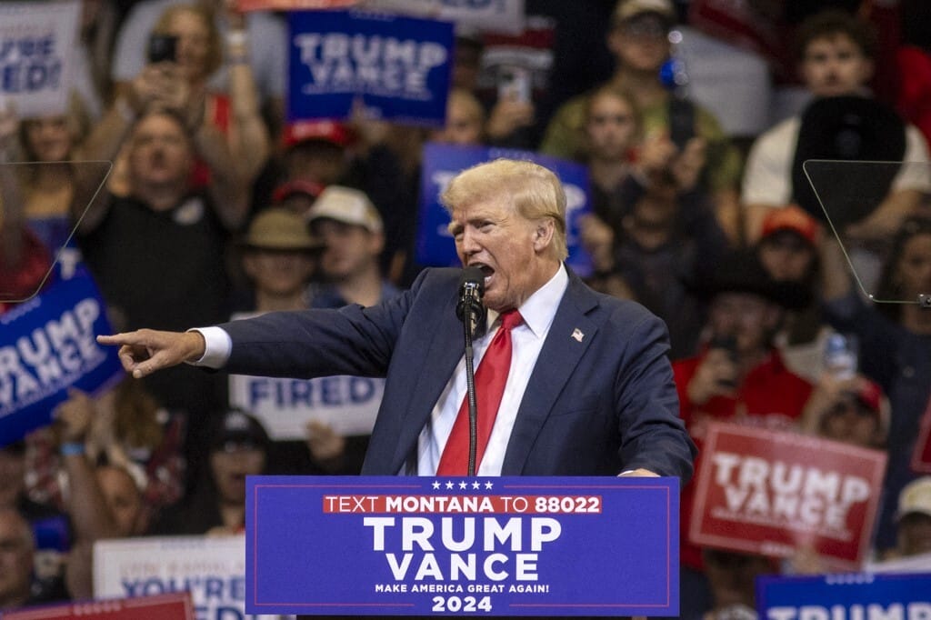 Trumphoz és Bidenhez közeli személyeket is célba vettek iráni hackerek