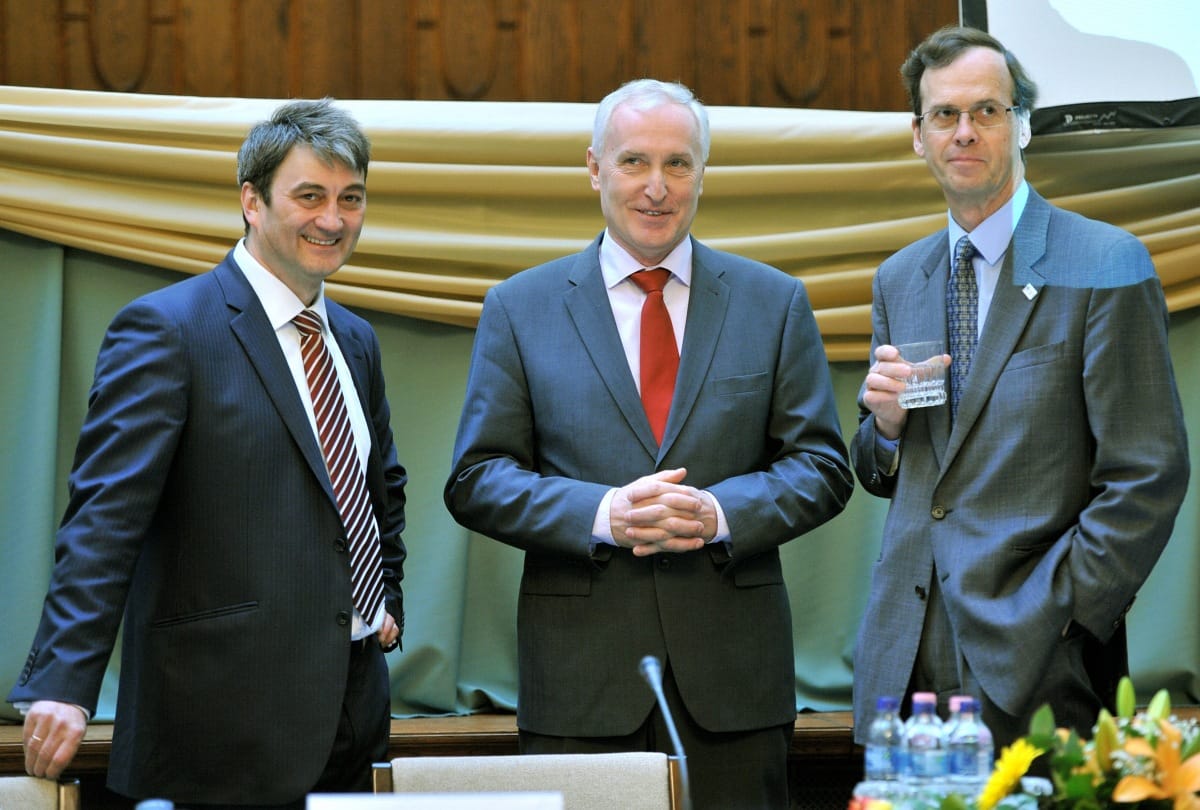 Az OECD megadóztatná a nyugdíjakat