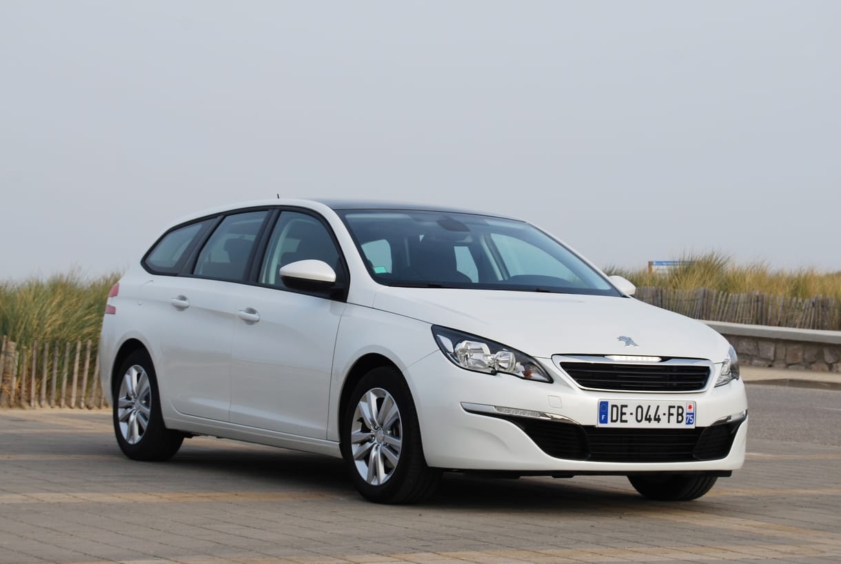 Peugeot 308 SW menetpróba: kombiként is az év autója?